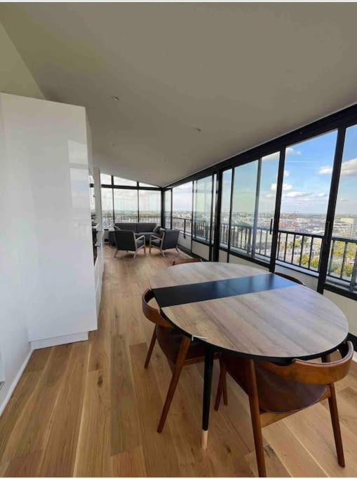 Penthouse / 2 Bedrooms In City Center Of Angers Kültér fotó