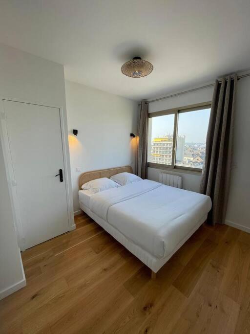 Penthouse / 2 Bedrooms In City Center Of Angers Kültér fotó