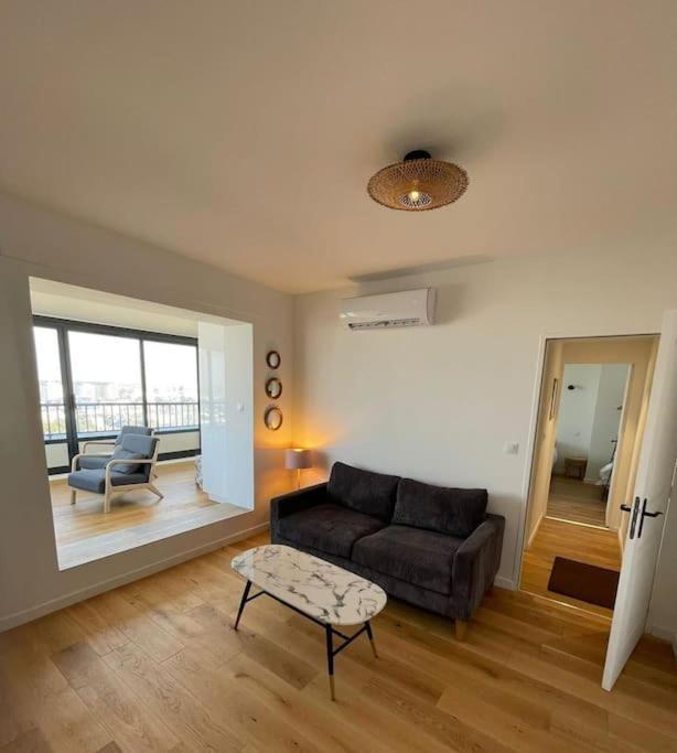 Penthouse / 2 Bedrooms In City Center Of Angers Kültér fotó
